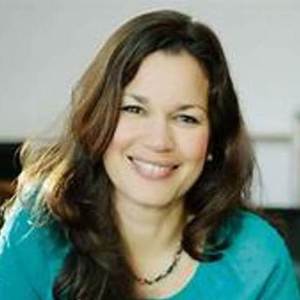 Valerie Monti Holland